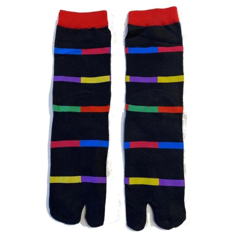 Les Petits Caprices Chaussettes Japonaises à Rayures Façon Courréges 2 Les Petits Caprices Chaussettes Japonaises à Rayures Façon Courréges – Image 2