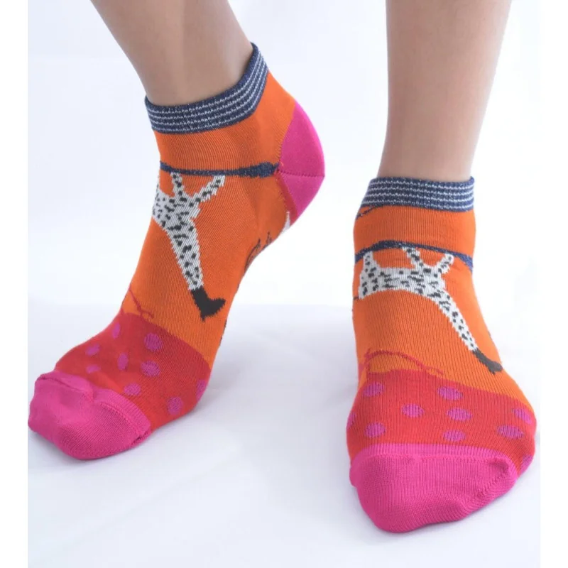 Berthe Aux Grands Pieds Socquettes Girafes Et Baobabs Berthe 1 Berthe Aux Grands Pieds Socquettes Girafes Et Baobabs Berthe